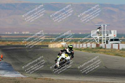 media/Aug-13-2023-CRA (Sun) [[1cfc37a6fb]]/Race 3 600 Superbike/Race/